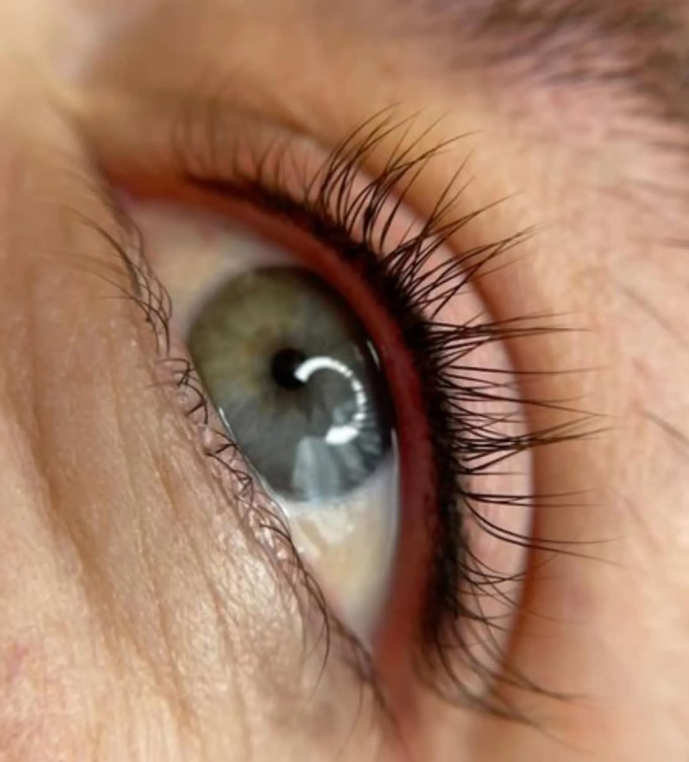 cosmetic eyebrow tattoo