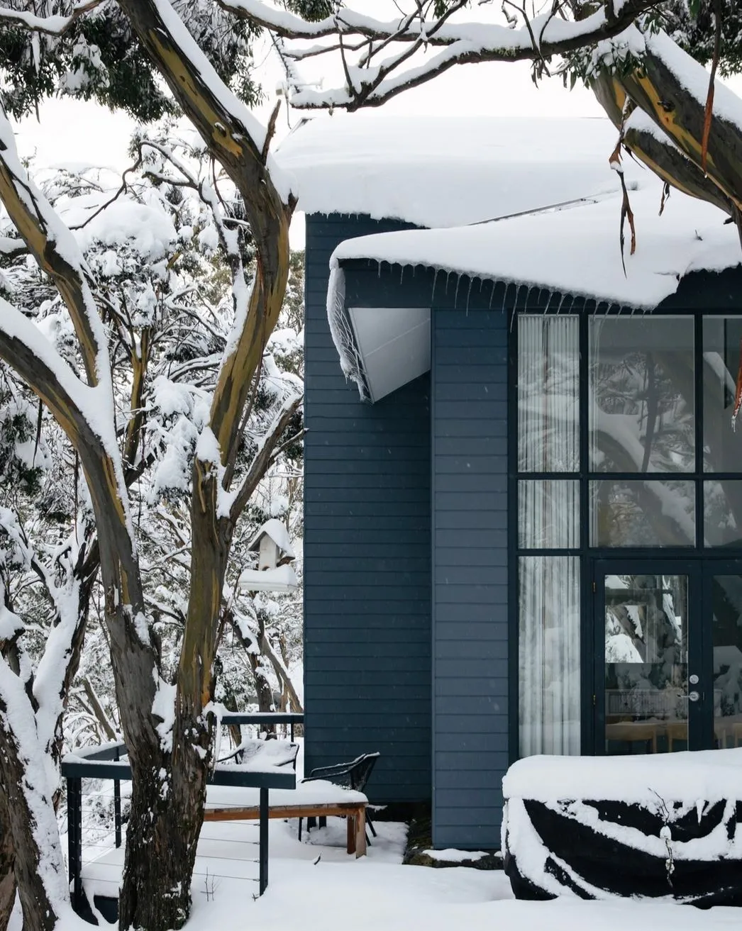 Book Accommodation and Lift Passes in Advance